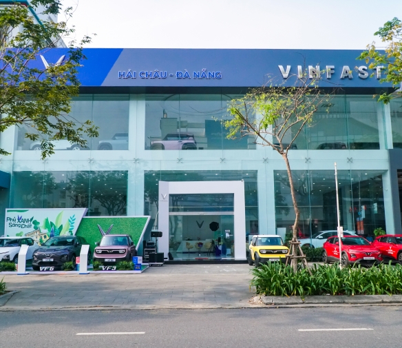 dai-ly-vinnfast-da-nang-vinfast-khai-truong-xuong-dich-vu-thu-350-cung-co-vi-the-mang-luoi-hau-mai-lon-nhat-viet-nam